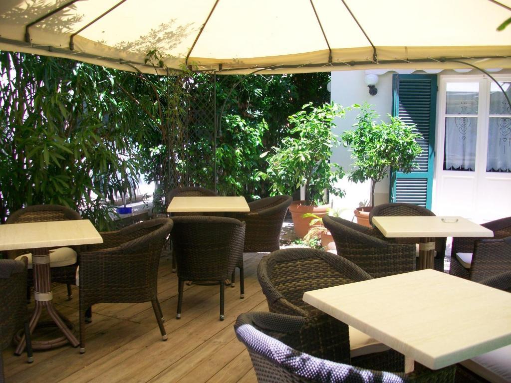 Hotel La Primula Форте дей Марми Екстериор снимка